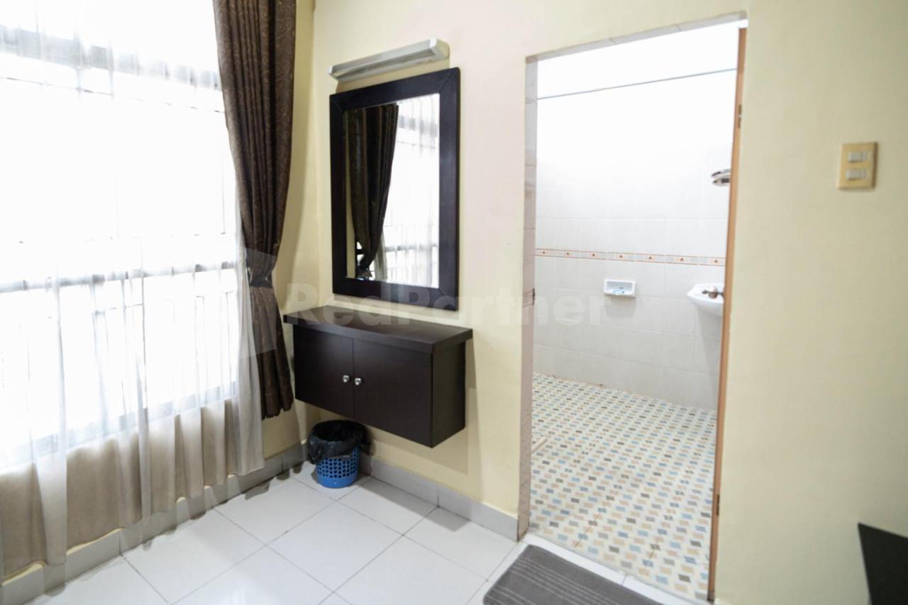 Carolina Transit Hotel เมดาน ภายนอก รูปภาพ