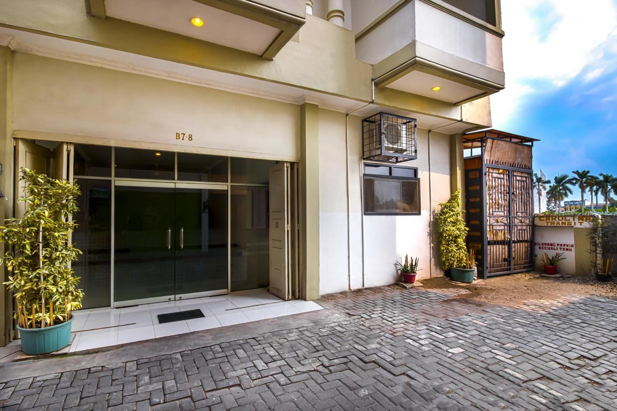 Carolina Transit Hotel เมดาน ภายนอก รูปภาพ