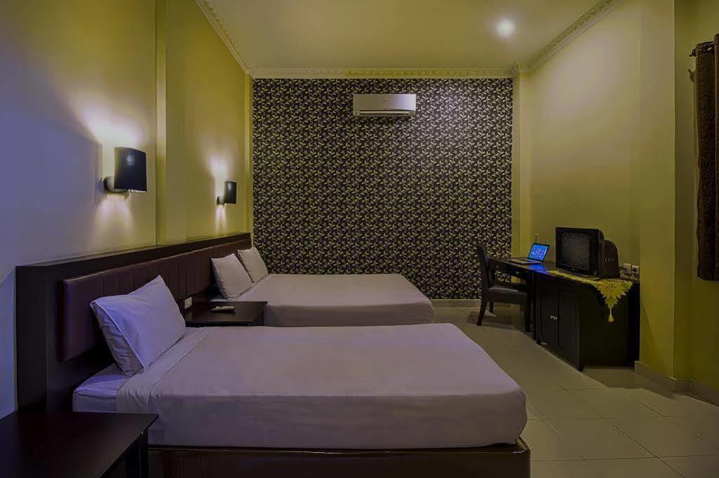 Carolina Transit Hotel เมดาน ภายนอก รูปภาพ